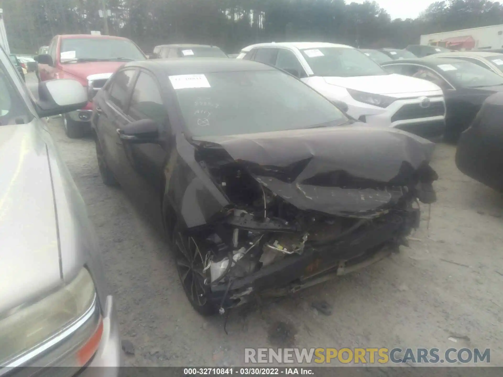 1 Photograph of a damaged car 5YFBURHEXKP893319 TOYOTA COROLLA 2019