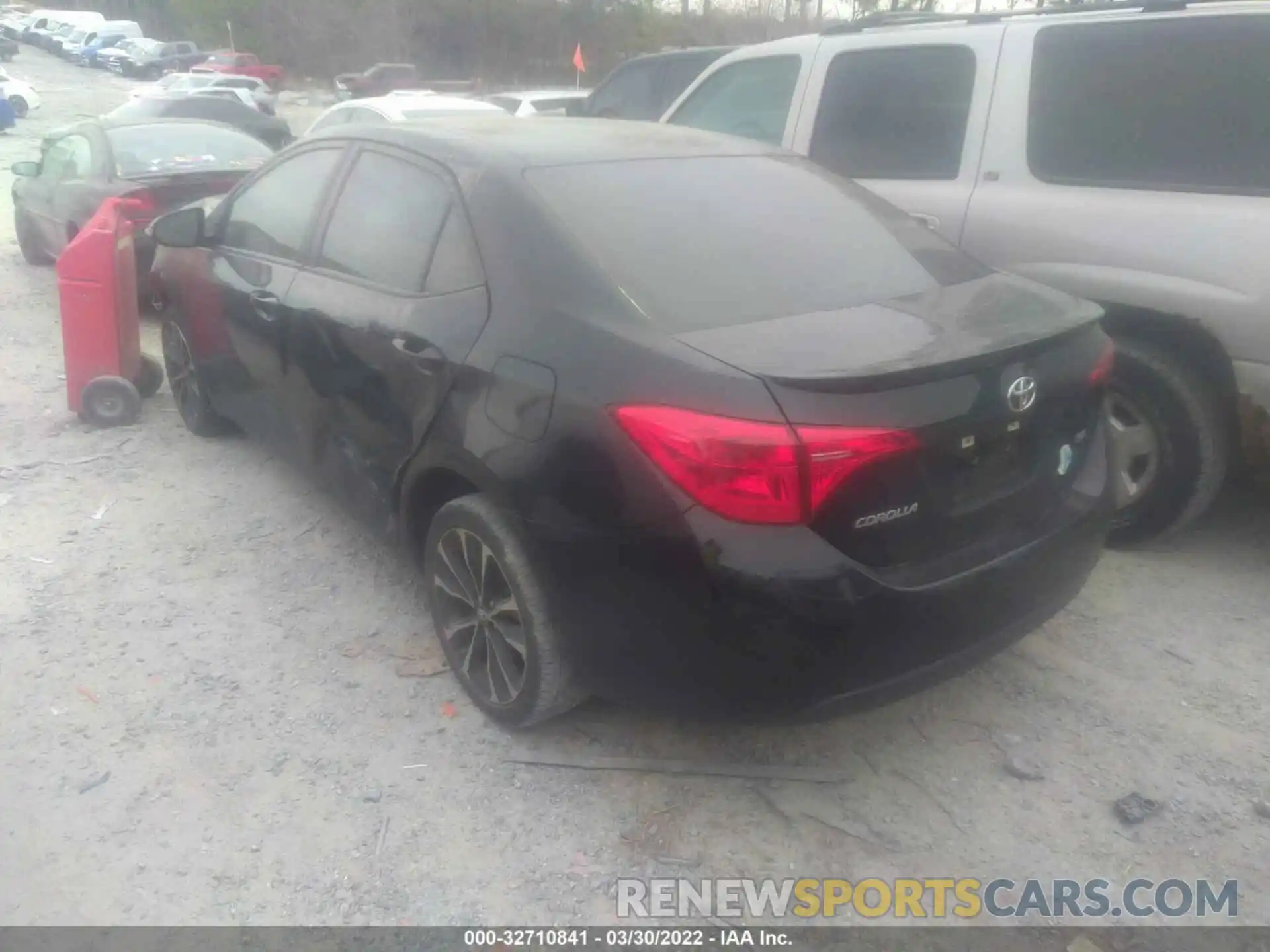 3 Photograph of a damaged car 5YFBURHEXKP893319 TOYOTA COROLLA 2019