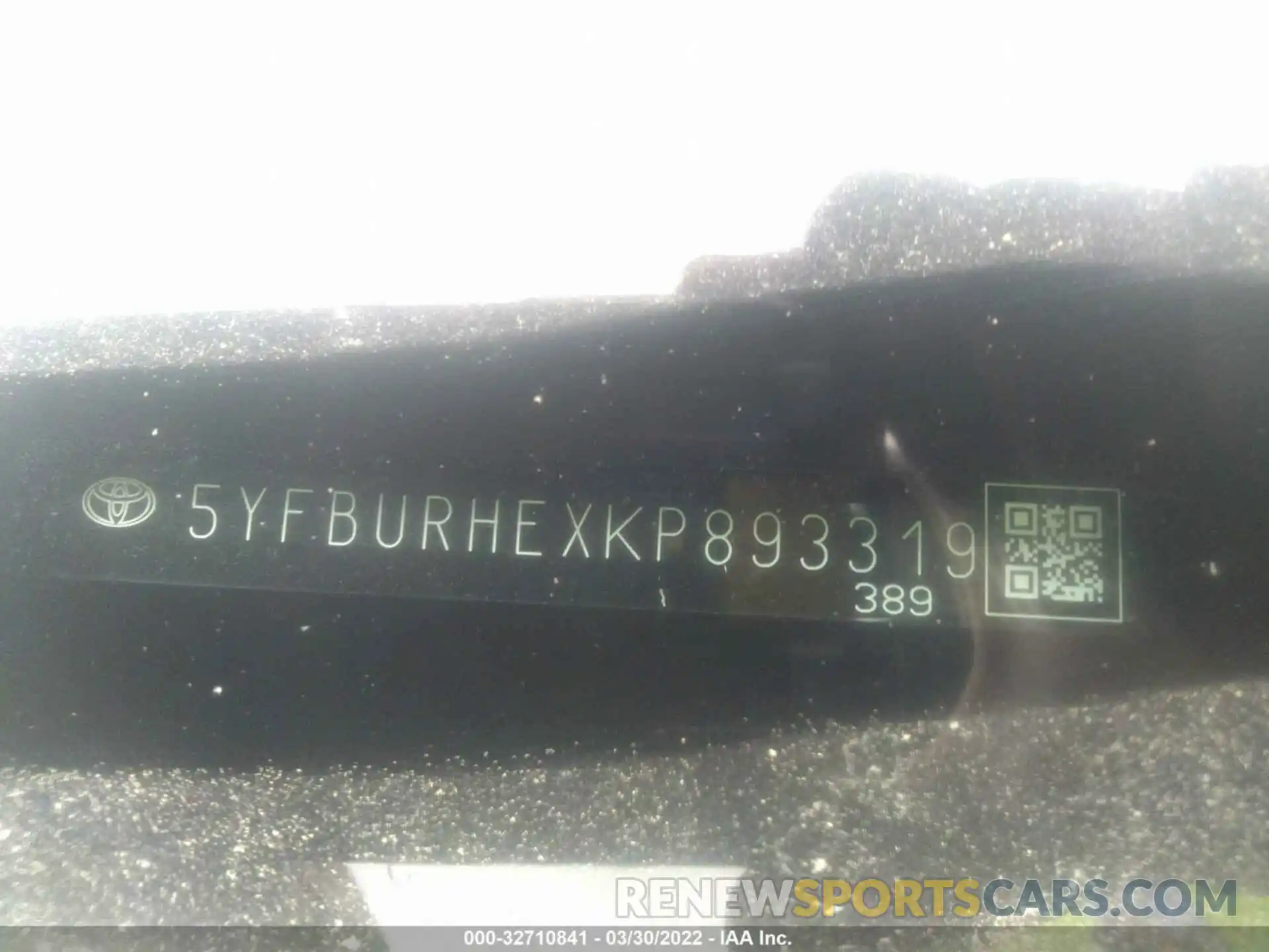 9 Photograph of a damaged car 5YFBURHEXKP893319 TOYOTA COROLLA 2019