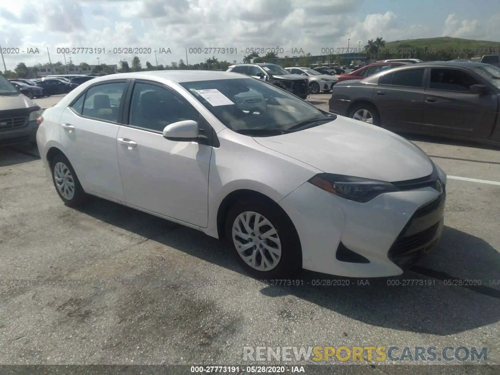 1 Photograph of a damaged car 5YFBURHEXKP893370 TOYOTA COROLLA 2019