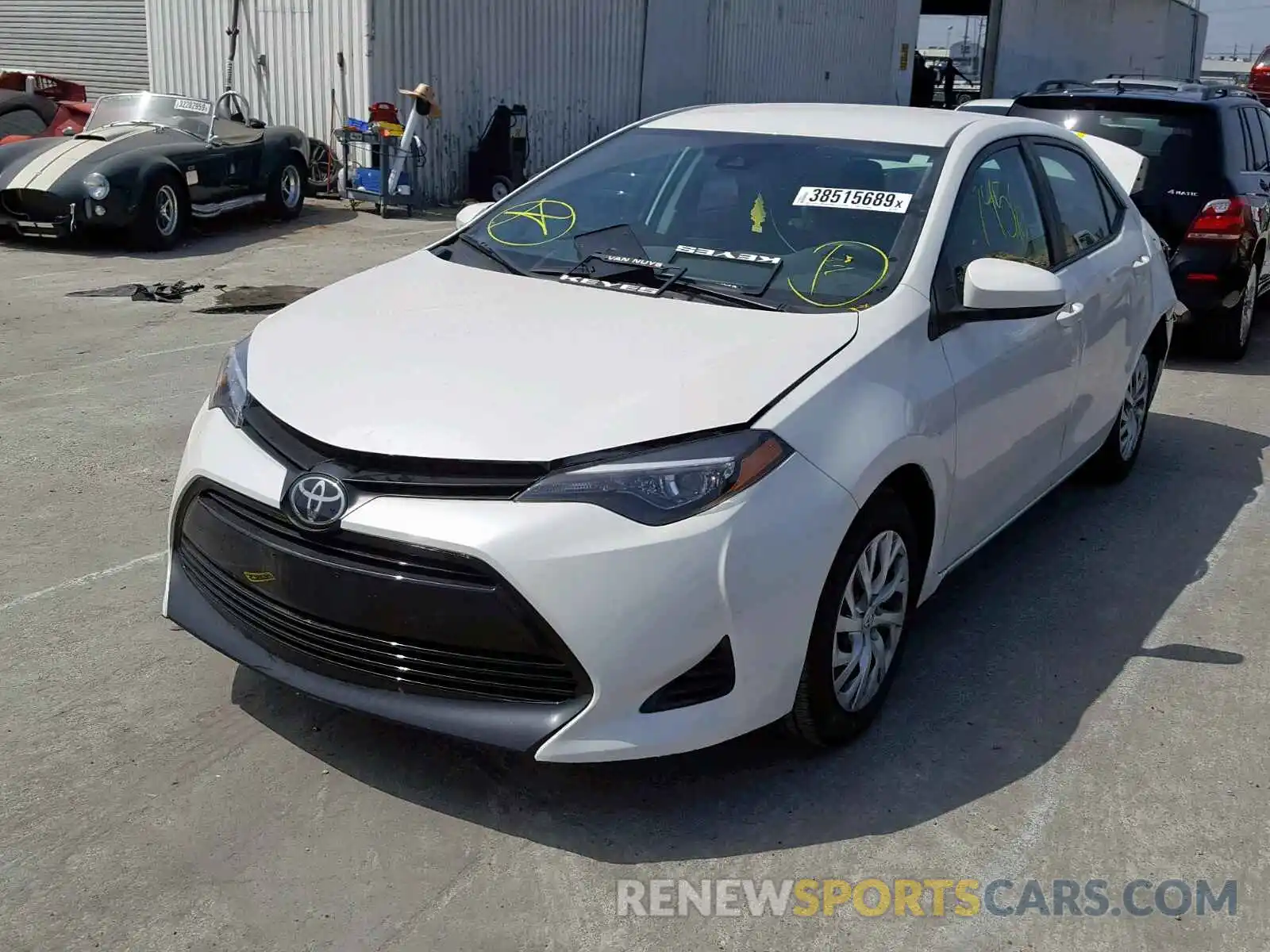 2 Photograph of a damaged car 5YFBURHEXKP893725 TOYOTA COROLLA 2019