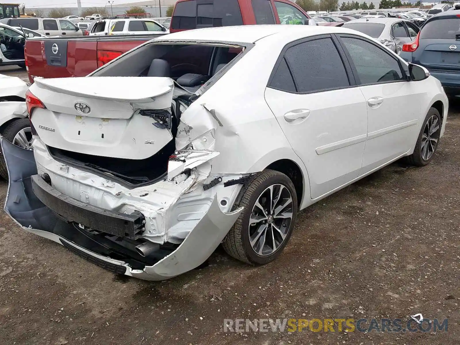 4 Photograph of a damaged car 5YFBURHEXKP893840 TOYOTA COROLLA 2019