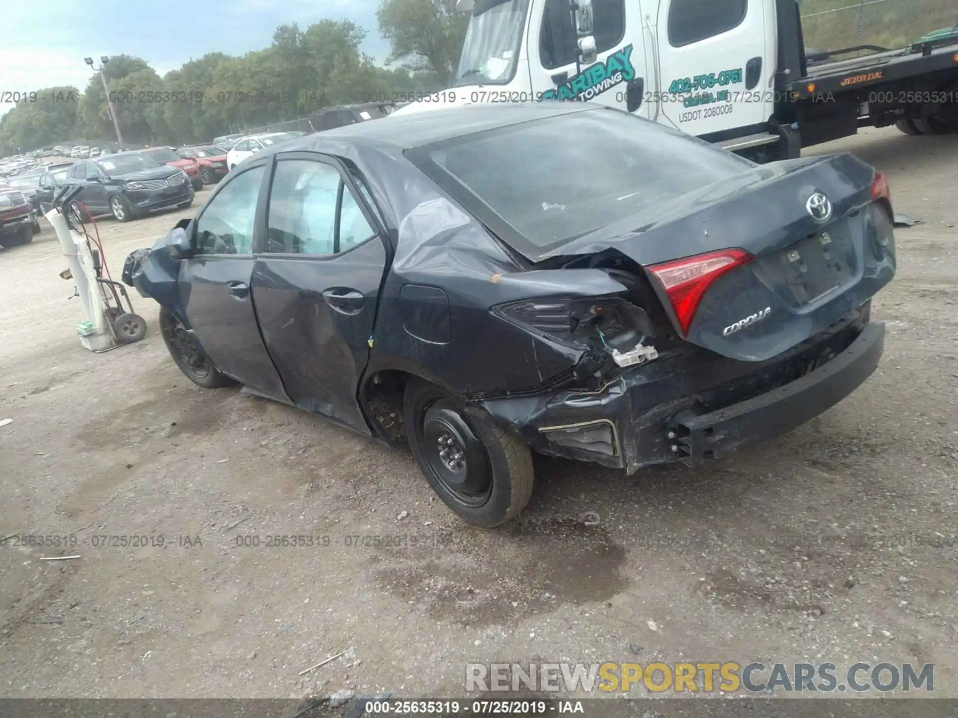 3 Photograph of a damaged car 5YFBURHEXKP894387 TOYOTA COROLLA 2019