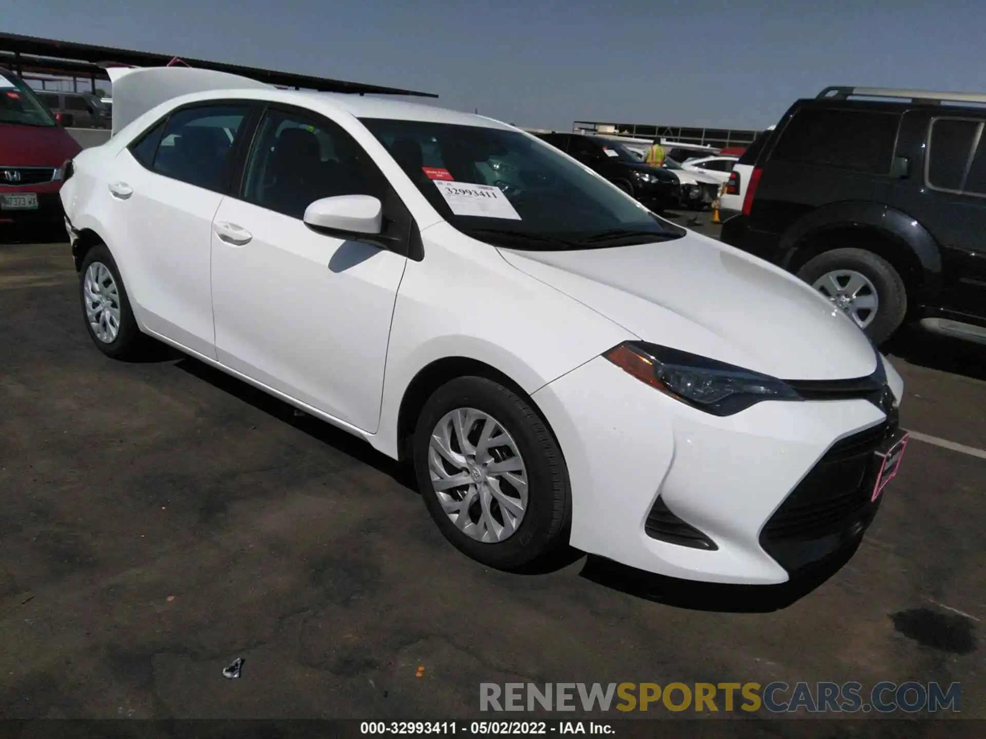 1 Photograph of a damaged car 5YFBURHEXKP895104 TOYOTA COROLLA 2019