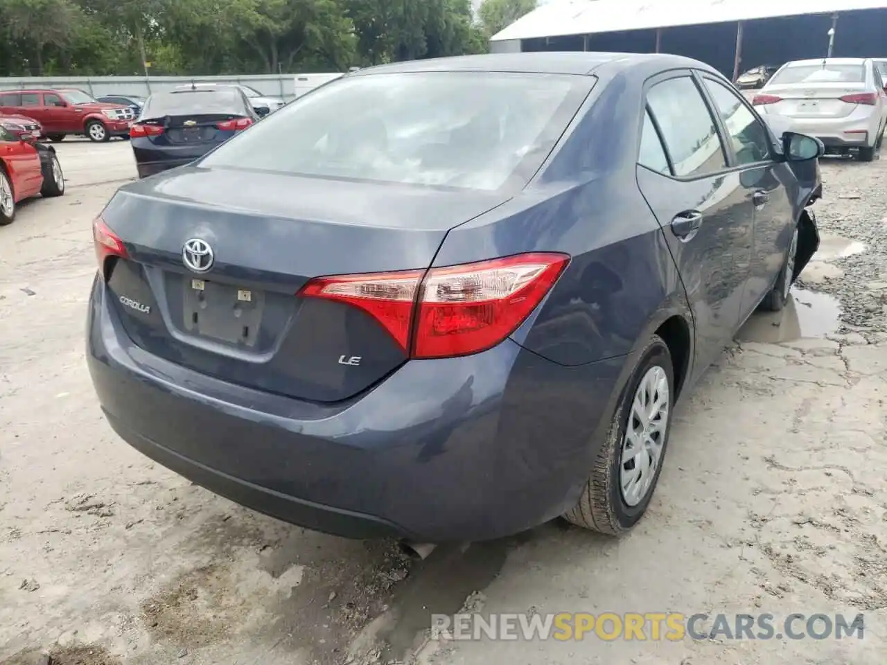 4 Photograph of a damaged car 5YFBURHEXKP896088 TOYOTA COROLLA 2019