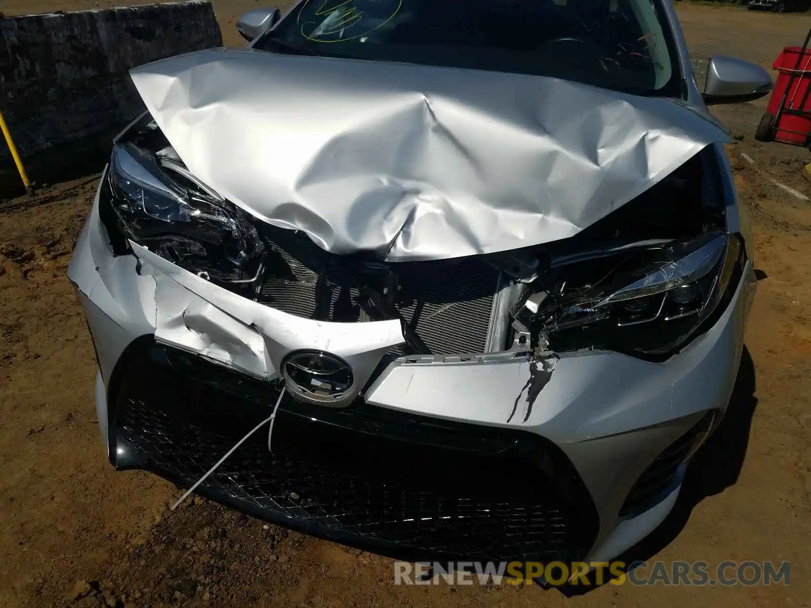 9 Photograph of a damaged car 5YFBURHEXKP896141 TOYOTA COROLLA 2019