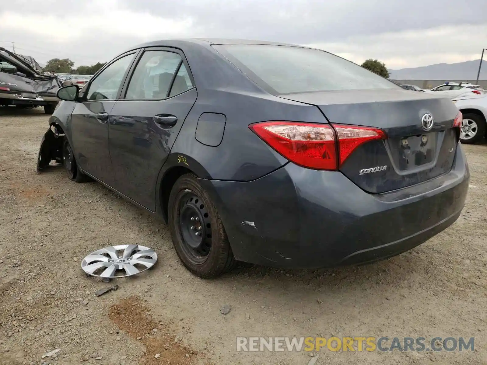 3 Photograph of a damaged car 5YFBURHEXKP896804 TOYOTA COROLLA 2019