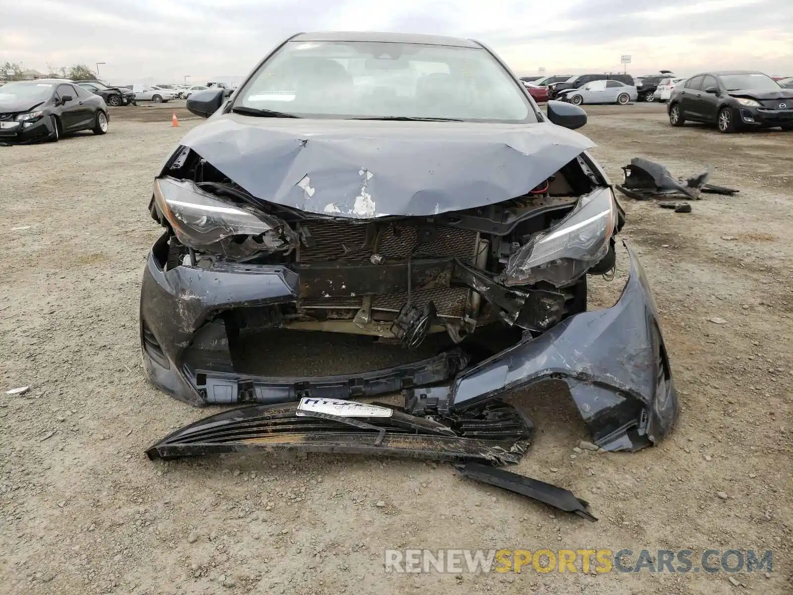 9 Photograph of a damaged car 5YFBURHEXKP896804 TOYOTA COROLLA 2019