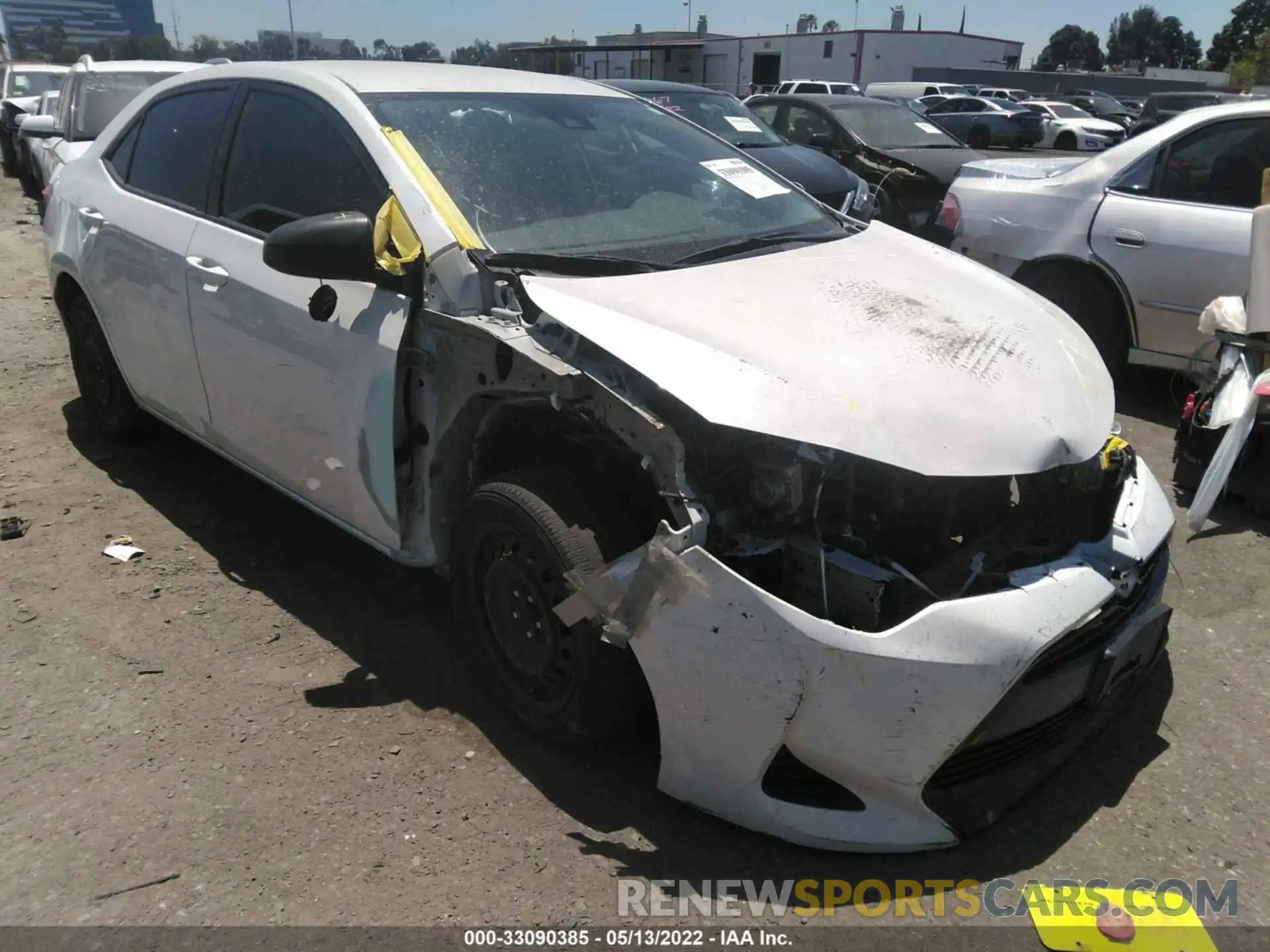 1 Photograph of a damaged car 5YFBURHEXKP896933 TOYOTA COROLLA 2019