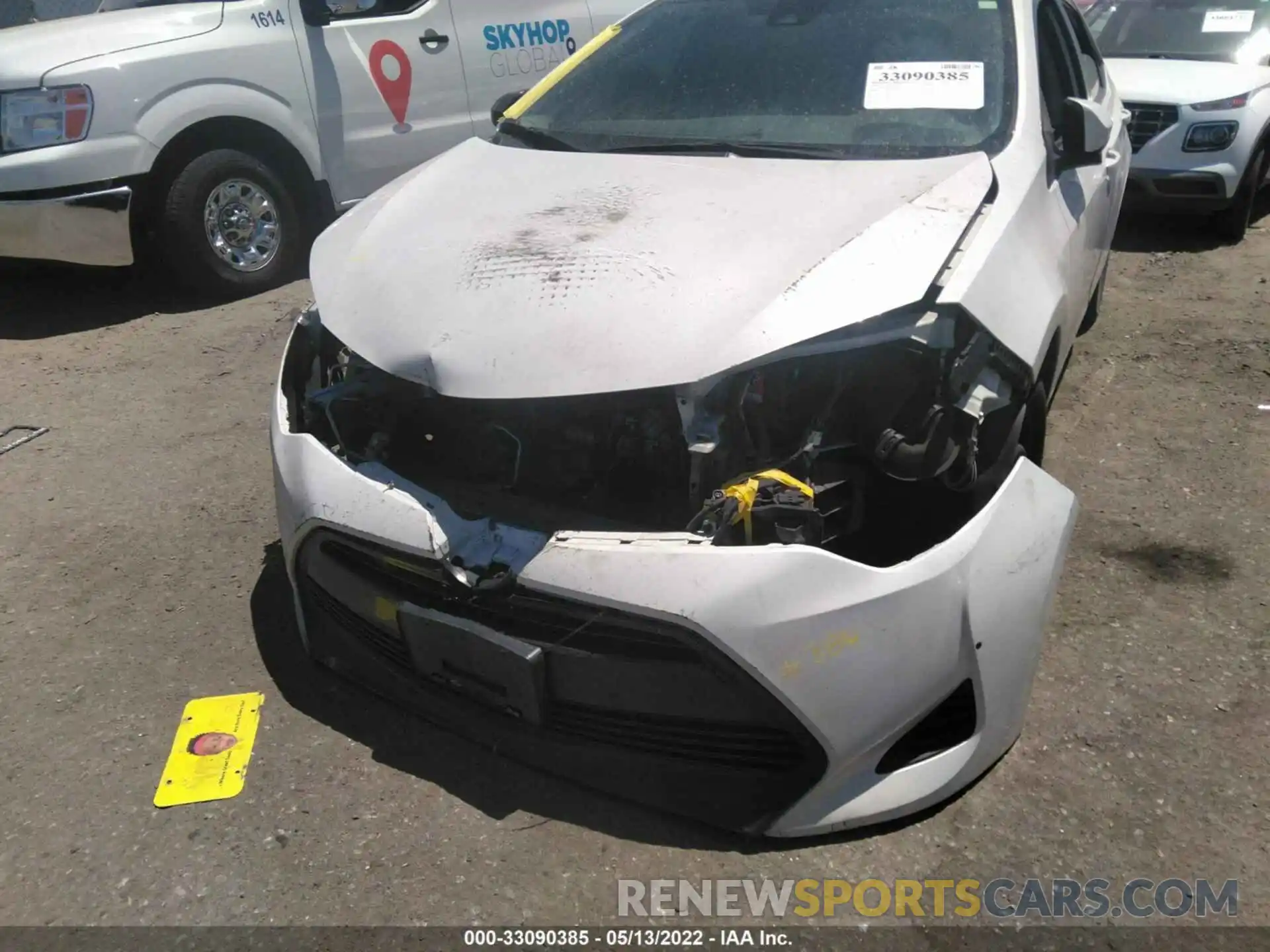 6 Photograph of a damaged car 5YFBURHEXKP896933 TOYOTA COROLLA 2019