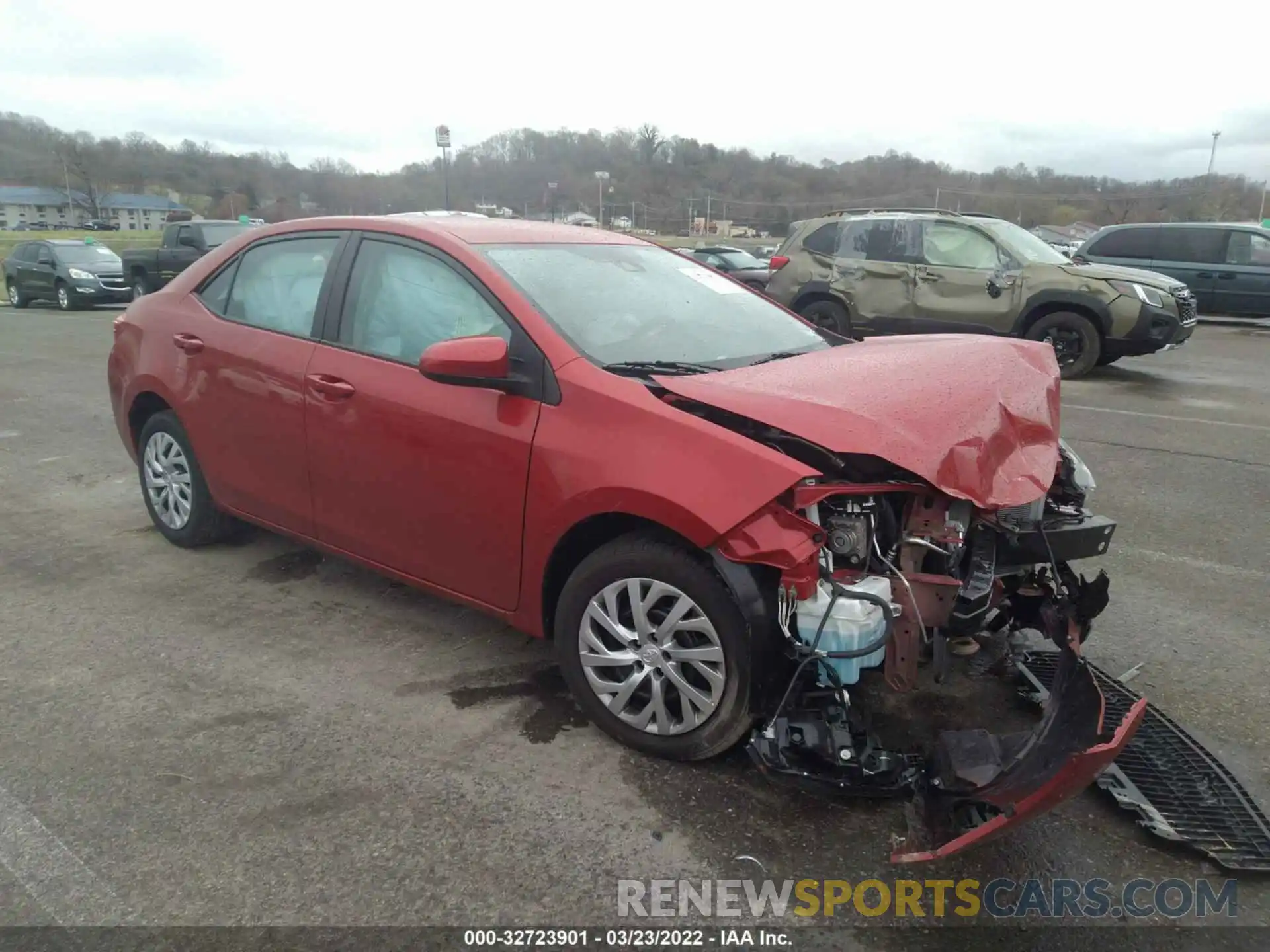 1 Photograph of a damaged car 5YFBURHEXKP897256 TOYOTA COROLLA 2019