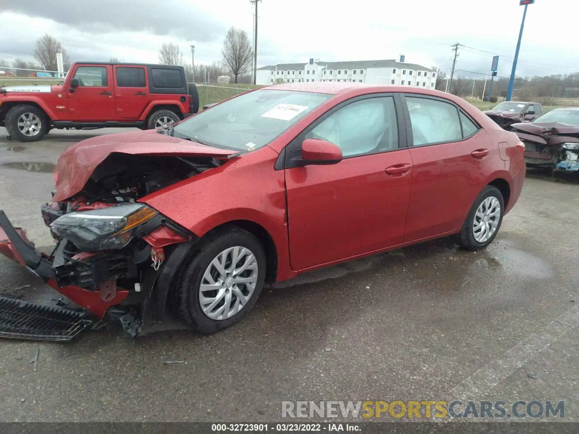 2 Photograph of a damaged car 5YFBURHEXKP897256 TOYOTA COROLLA 2019