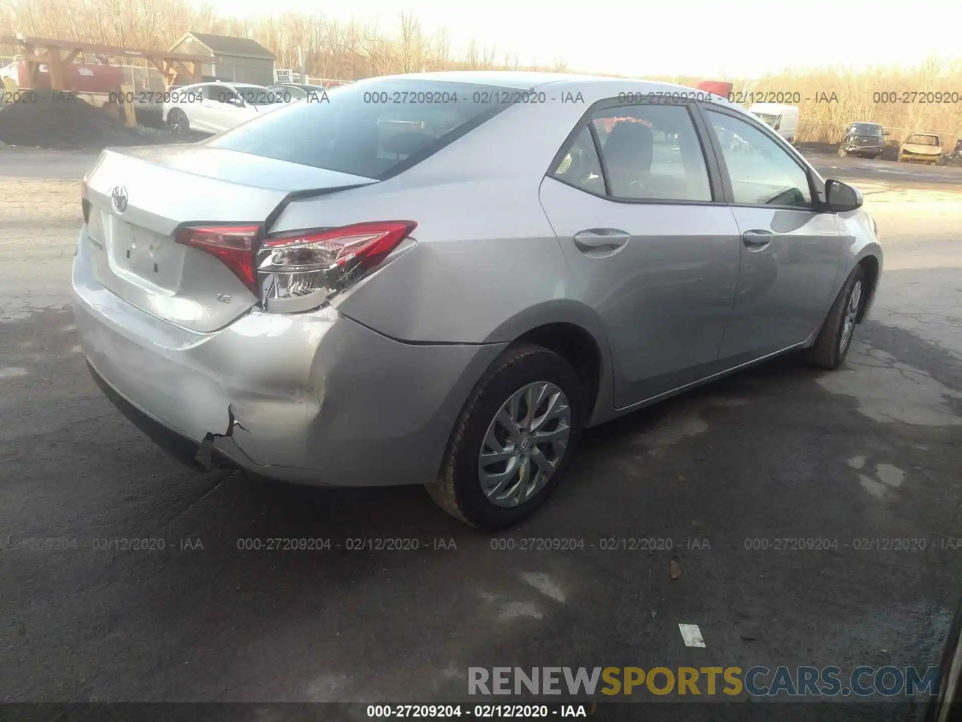 4 Photograph of a damaged car 5YFBURHEXKP897516 TOYOTA COROLLA 2019