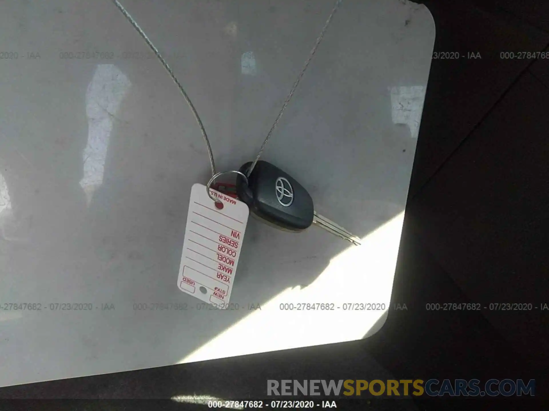 11 Photograph of a damaged car 5YFBURHEXKP897984 TOYOTA COROLLA 2019