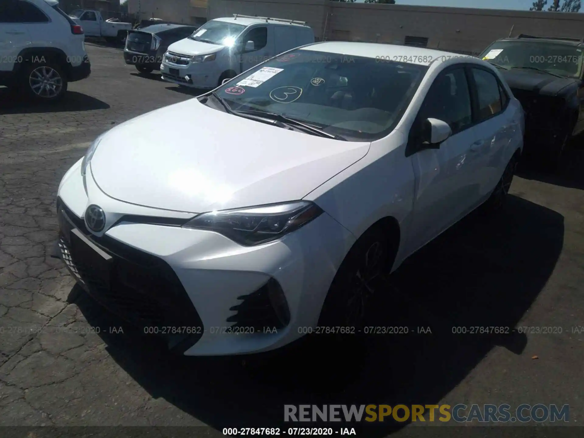 2 Photograph of a damaged car 5YFBURHEXKP897984 TOYOTA COROLLA 2019