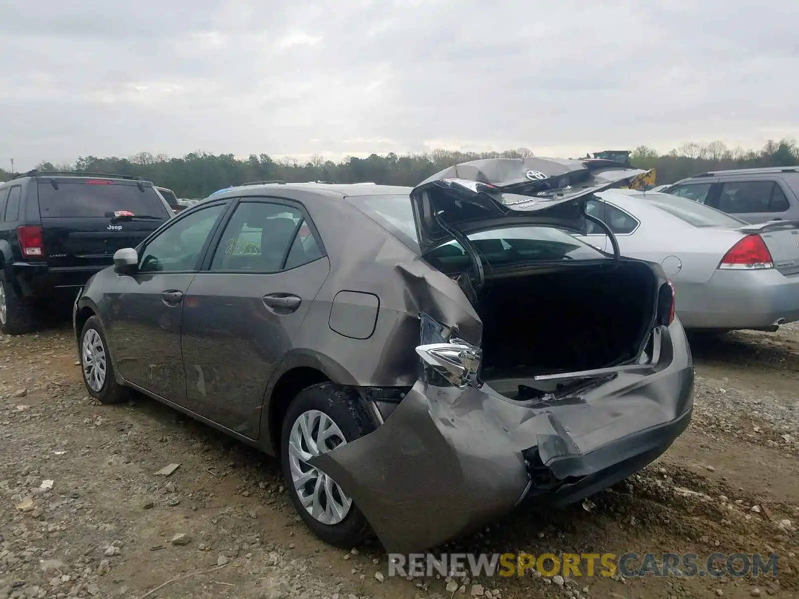 3 Photograph of a damaged car 5YFBURHEXKP898150 TOYOTA COROLLA 2019