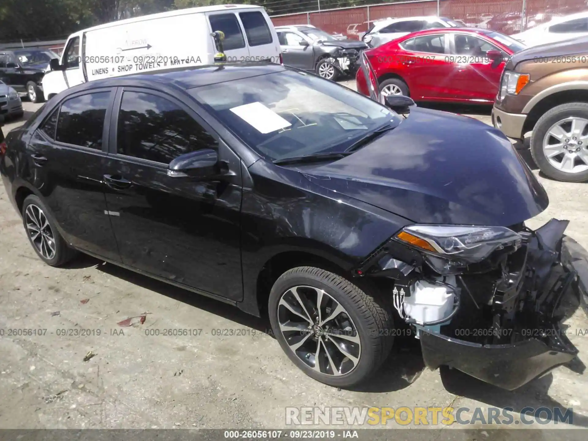 1 Photograph of a damaged car 5YFBURHEXKP898584 TOYOTA COROLLA 2019