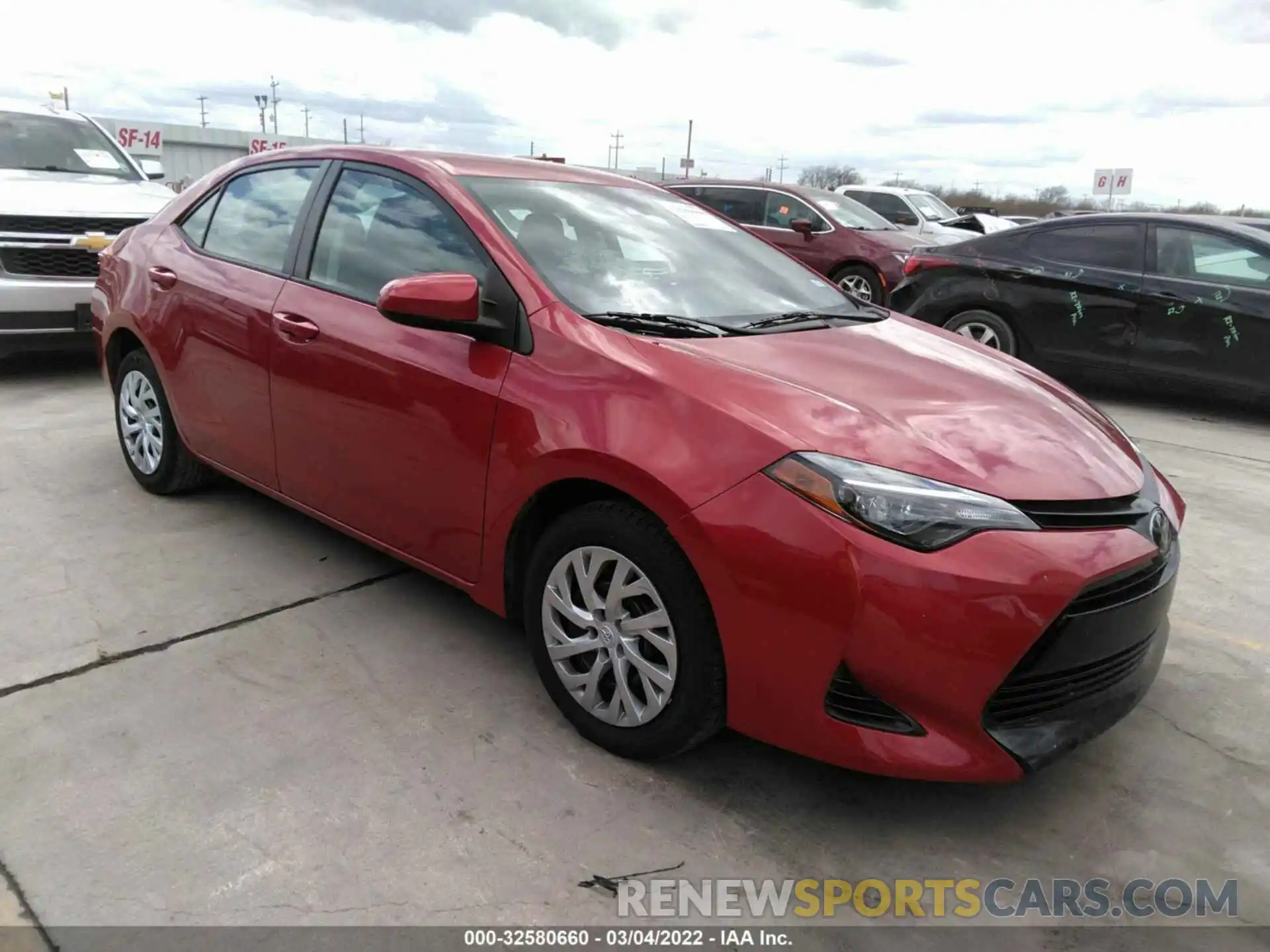 1 Photograph of a damaged car 5YFBURHEXKP898603 TOYOTA COROLLA 2019