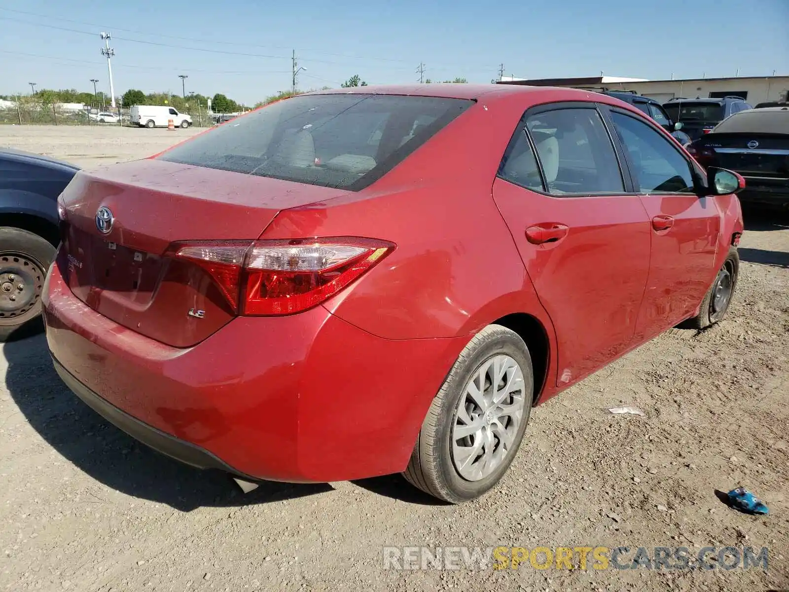 4 Photograph of a damaged car 5YFBURHEXKP898813 TOYOTA COROLLA 2019