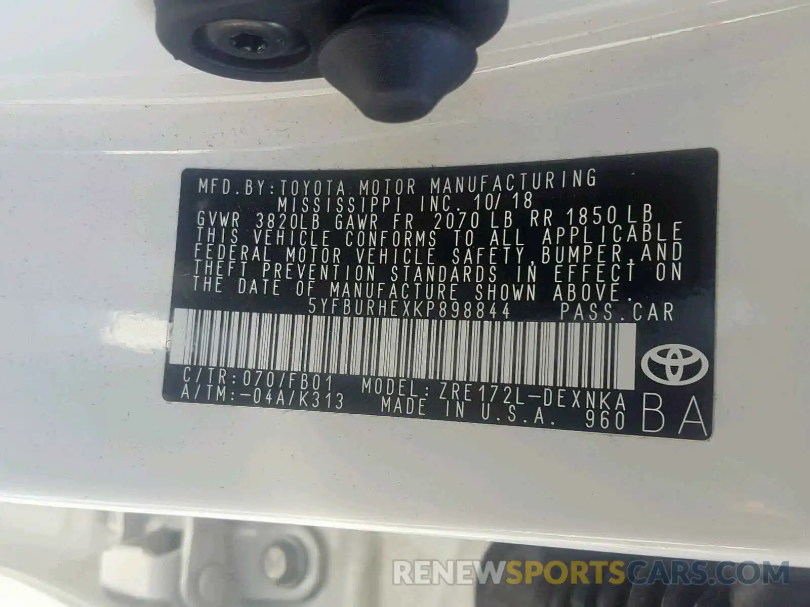 10 Photograph of a damaged car 5YFBURHEXKP898844 TOYOTA COROLLA 2019