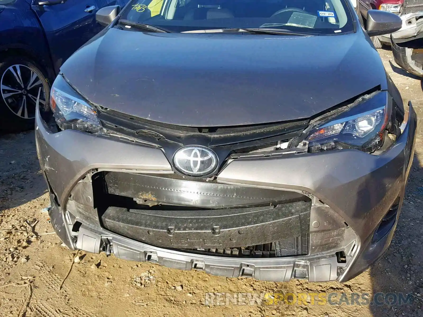 9 Photograph of a damaged car 5YFBURHEXKP899041 TOYOTA COROLLA 2019