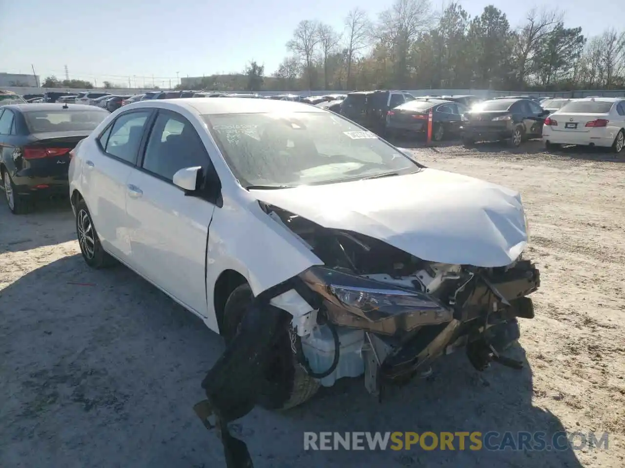 1 Photograph of a damaged car 5YFBURHEXKP900608 TOYOTA COROLLA 2019