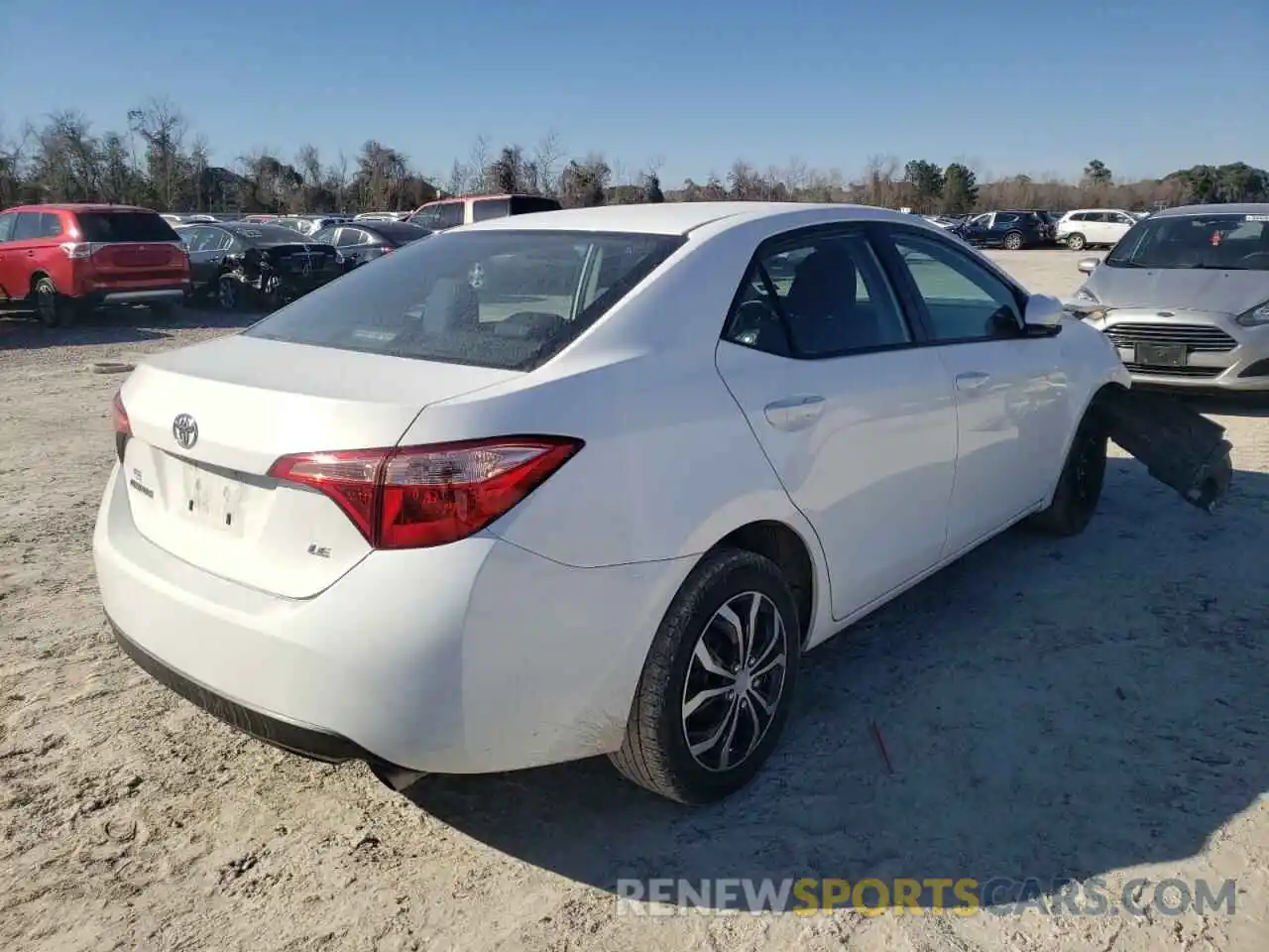 4 Photograph of a damaged car 5YFBURHEXKP900608 TOYOTA COROLLA 2019