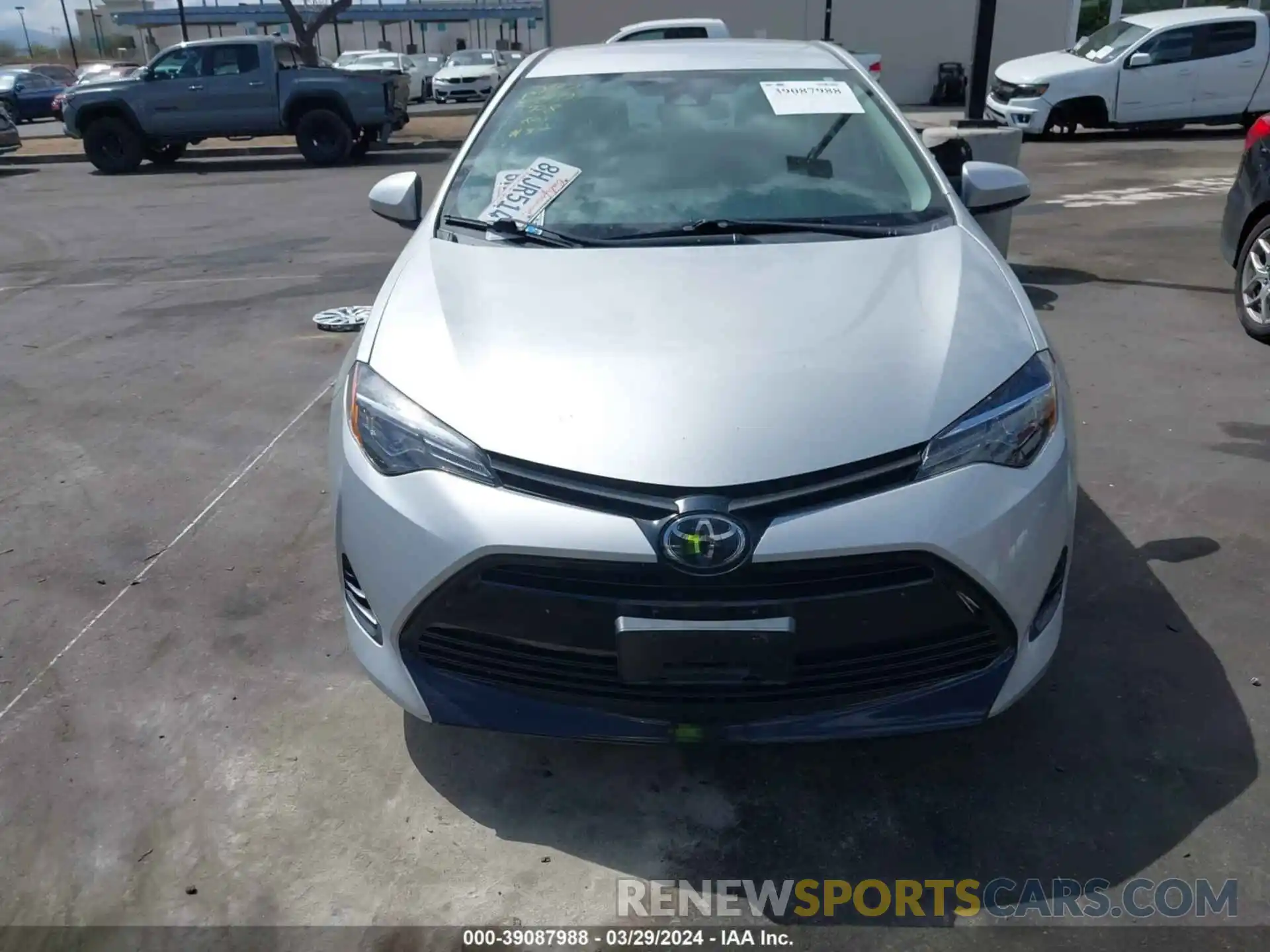 12 Photograph of a damaged car 5YFBURHEXKP901130 TOYOTA COROLLA 2019