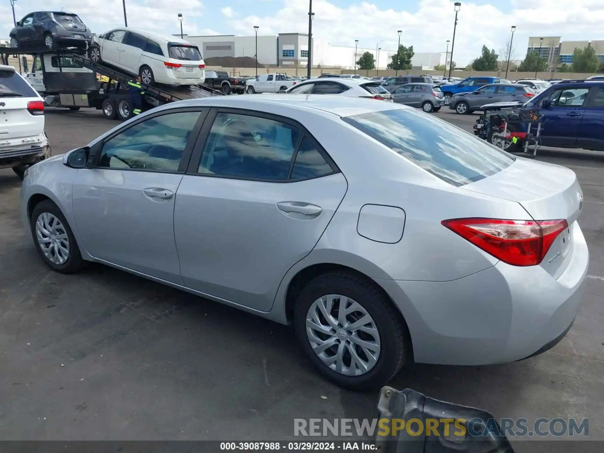 14 Photograph of a damaged car 5YFBURHEXKP901130 TOYOTA COROLLA 2019