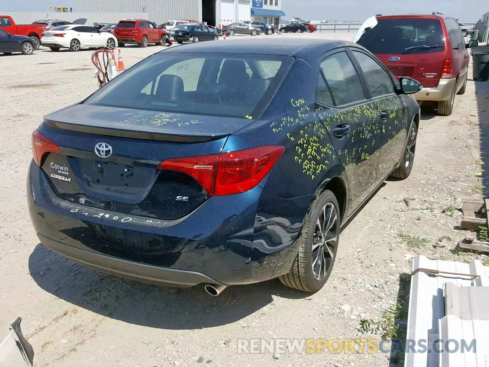 4 Photograph of a damaged car 5YFBURHEXKP901497 TOYOTA COROLLA 2019