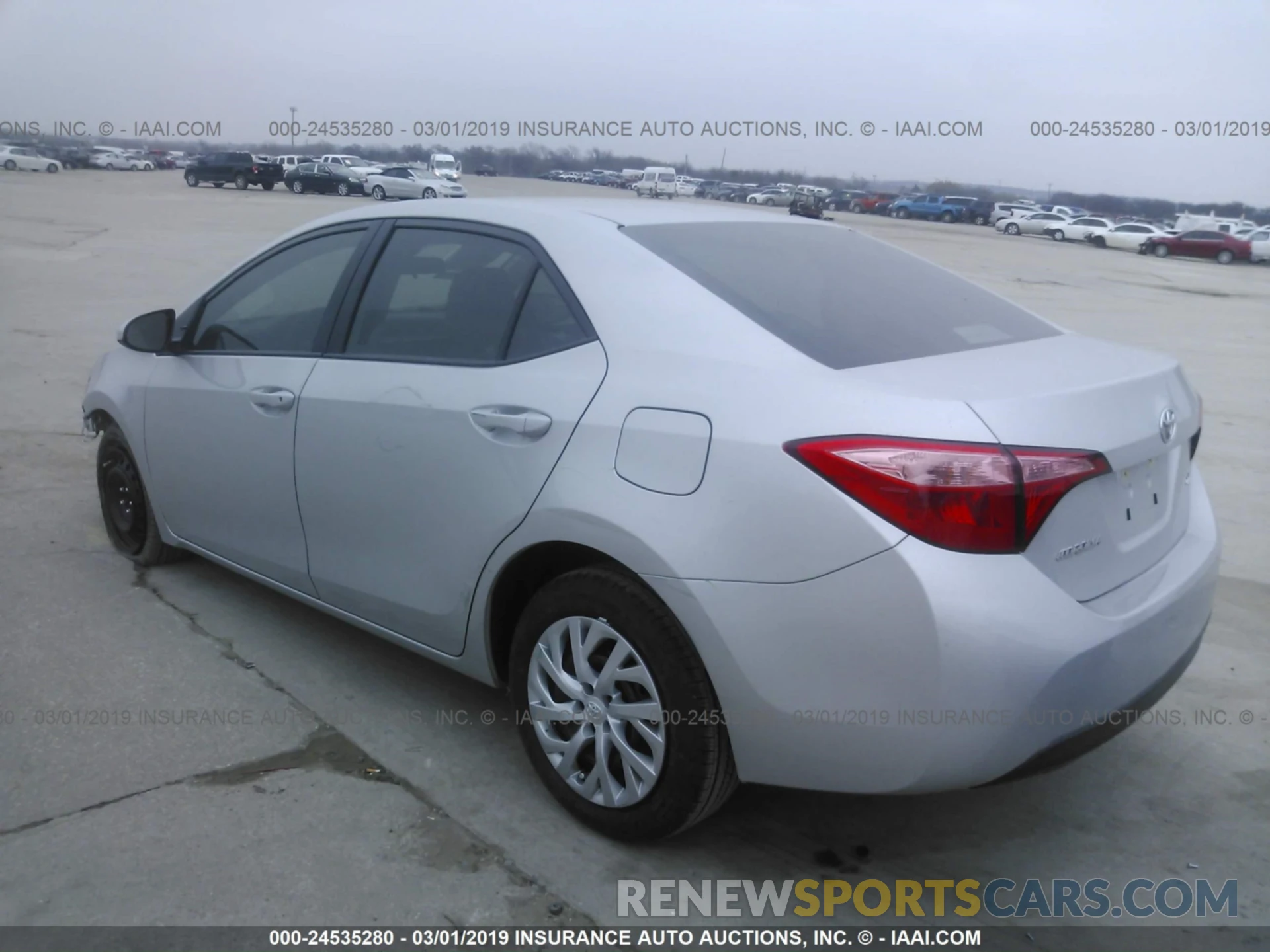 3 Photograph of a damaged car 5YFBURHEXKP901631 TOYOTA COROLLA 2019