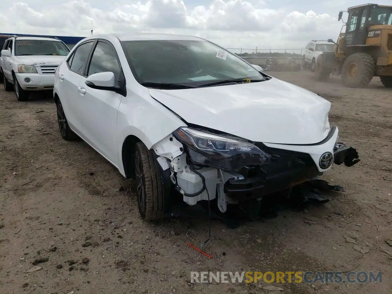 1 Photograph of a damaged car 5YFBURHEXKP901869 TOYOTA COROLLA 2019