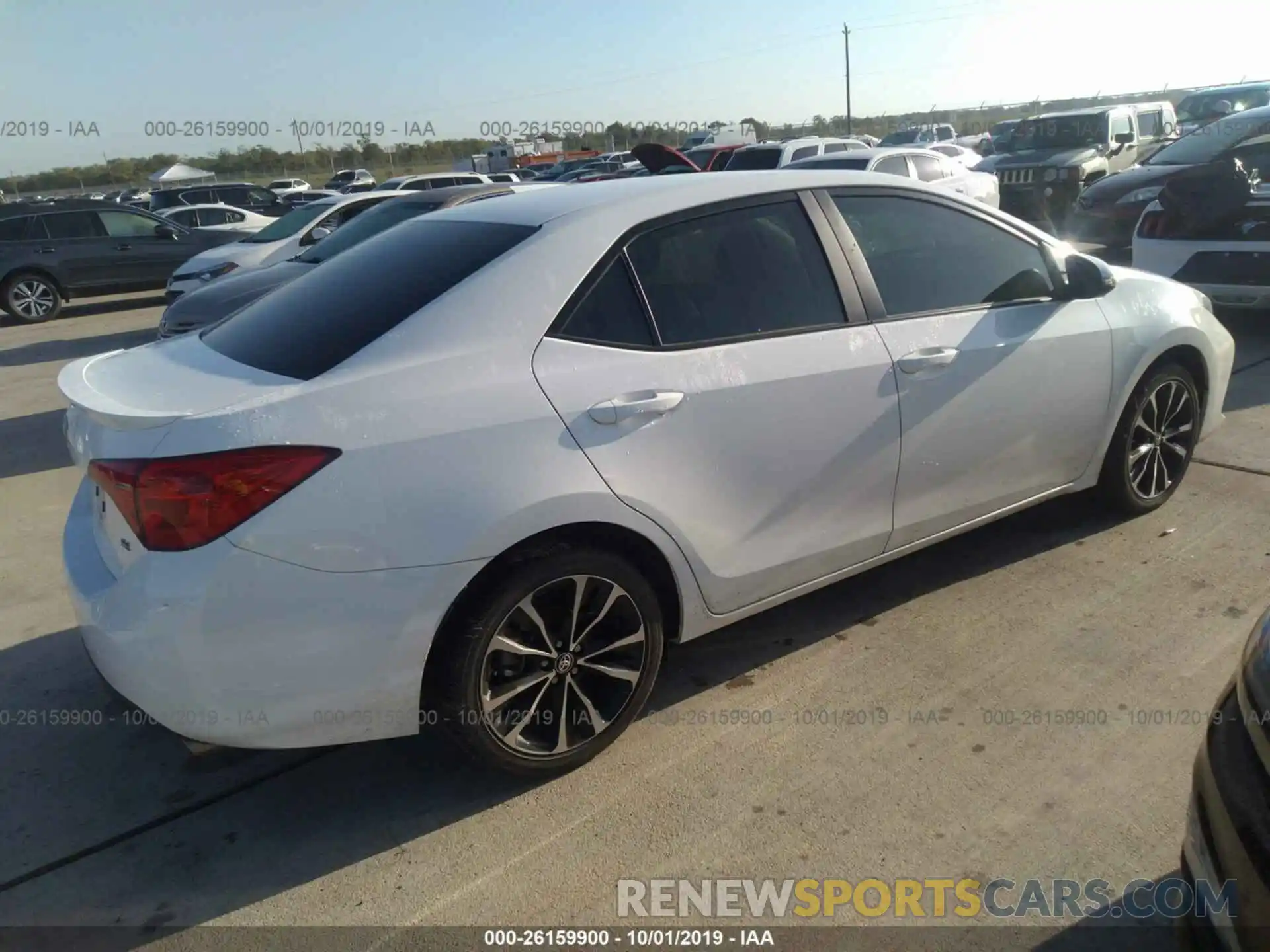 4 Photograph of a damaged car 5YFBURHEXKP902780 TOYOTA COROLLA 2019