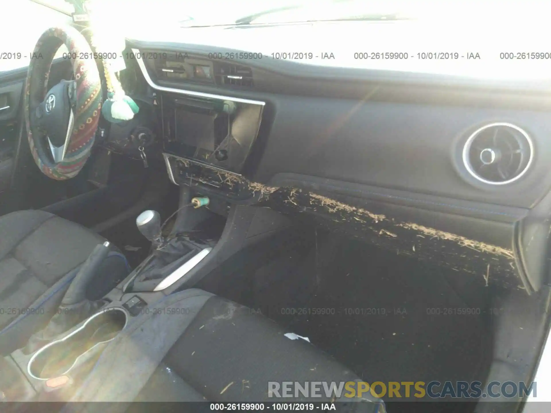 5 Photograph of a damaged car 5YFBURHEXKP902780 TOYOTA COROLLA 2019