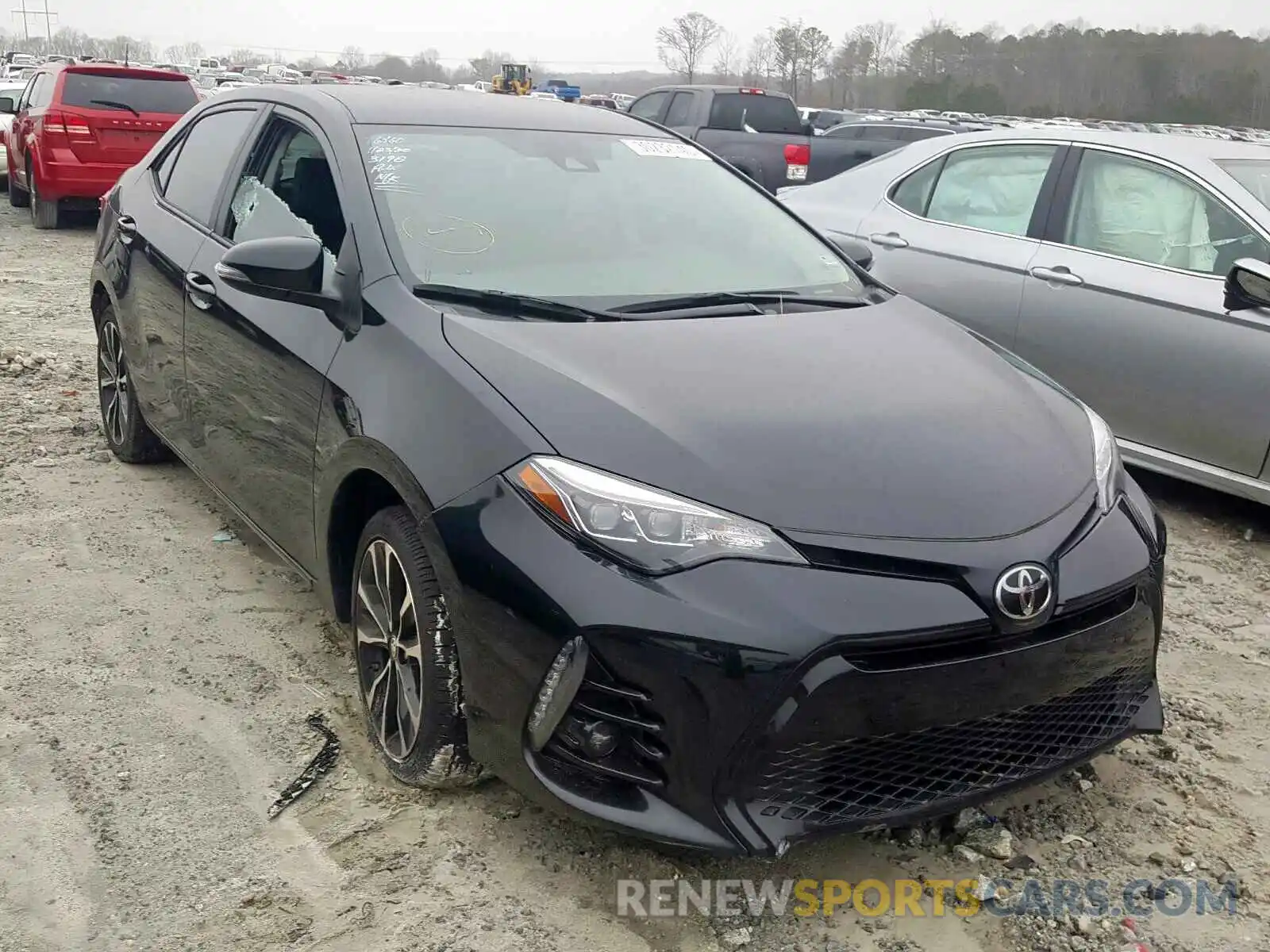 1 Photograph of a damaged car 5YFBURHEXKP903198 TOYOTA COROLLA 2019