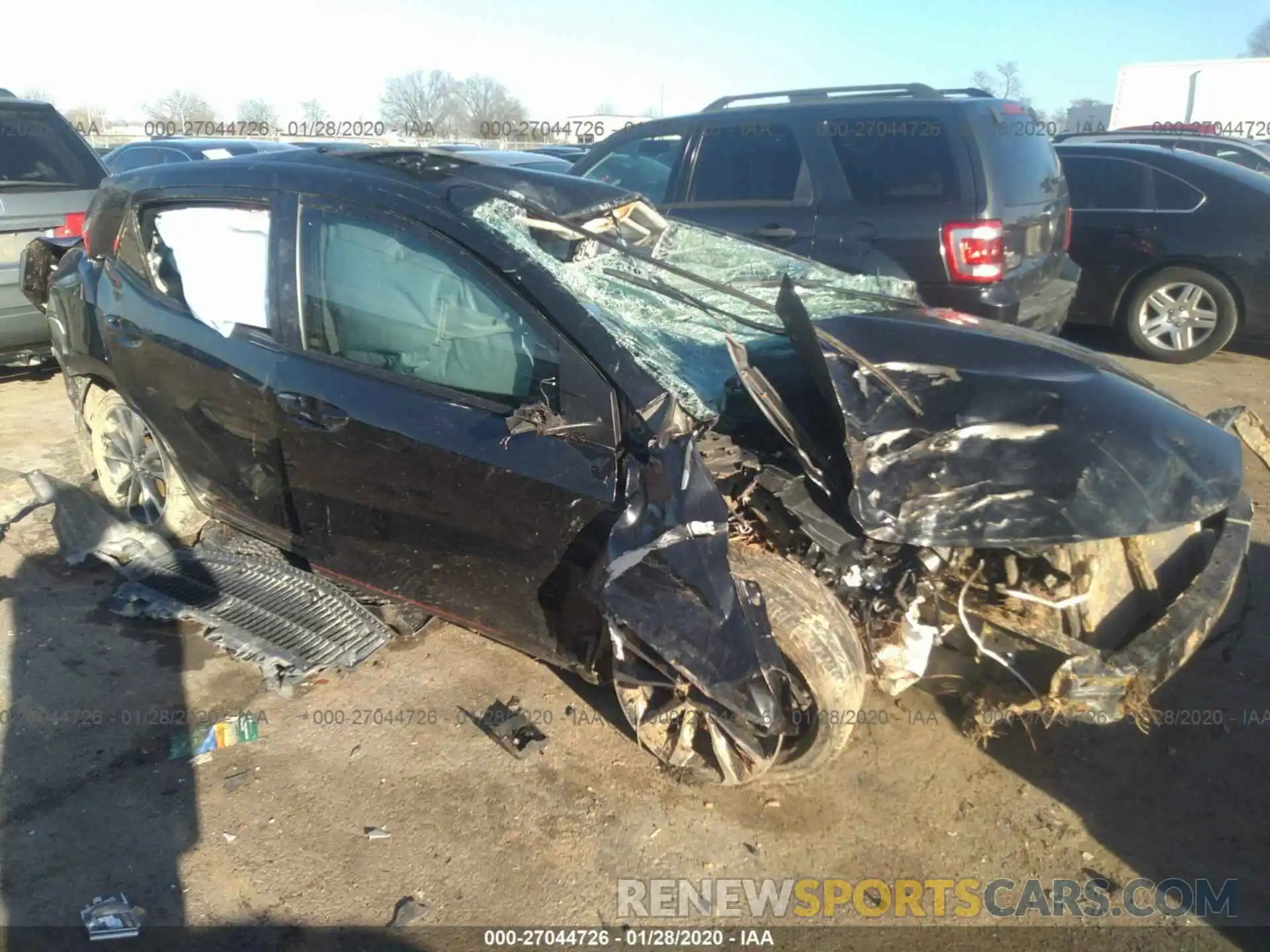 1 Photograph of a damaged car 5YFBURHEXKP903783 TOYOTA COROLLA 2019