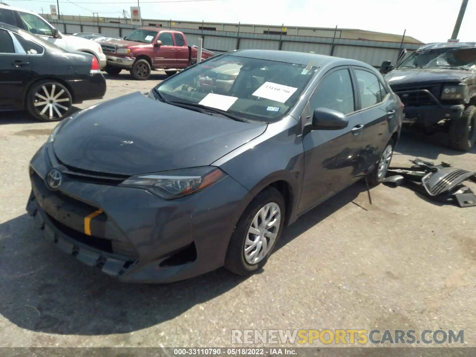 2 Photograph of a damaged car 5YFBURHEXKP904352 TOYOTA COROLLA 2019