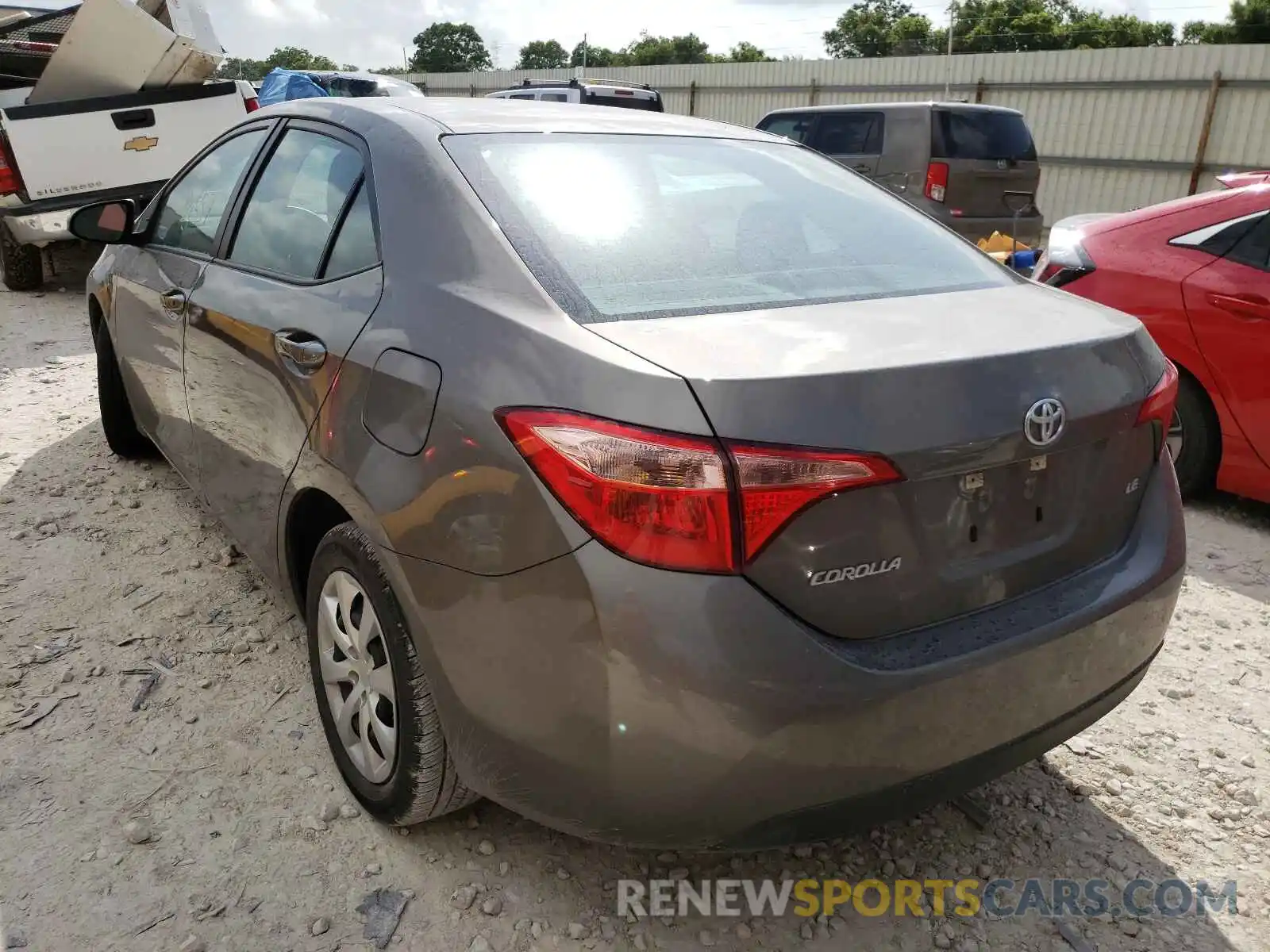 3 Photograph of a damaged car 5YFBURHEXKP904643 TOYOTA COROLLA 2019