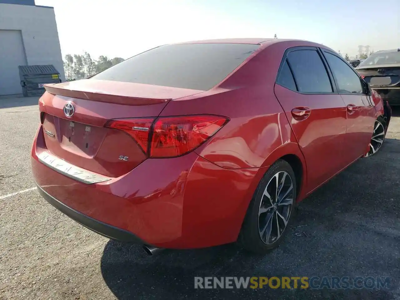 4 Photograph of a damaged car 5YFBURHEXKP904996 TOYOTA COROLLA 2019