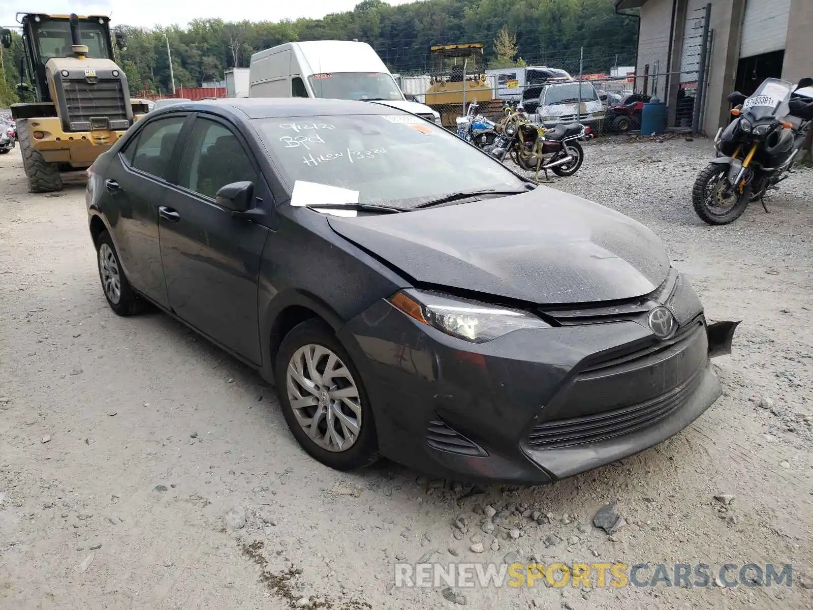 1 Photograph of a damaged car 5YFBURHEXKP905260 TOYOTA COROLLA 2019