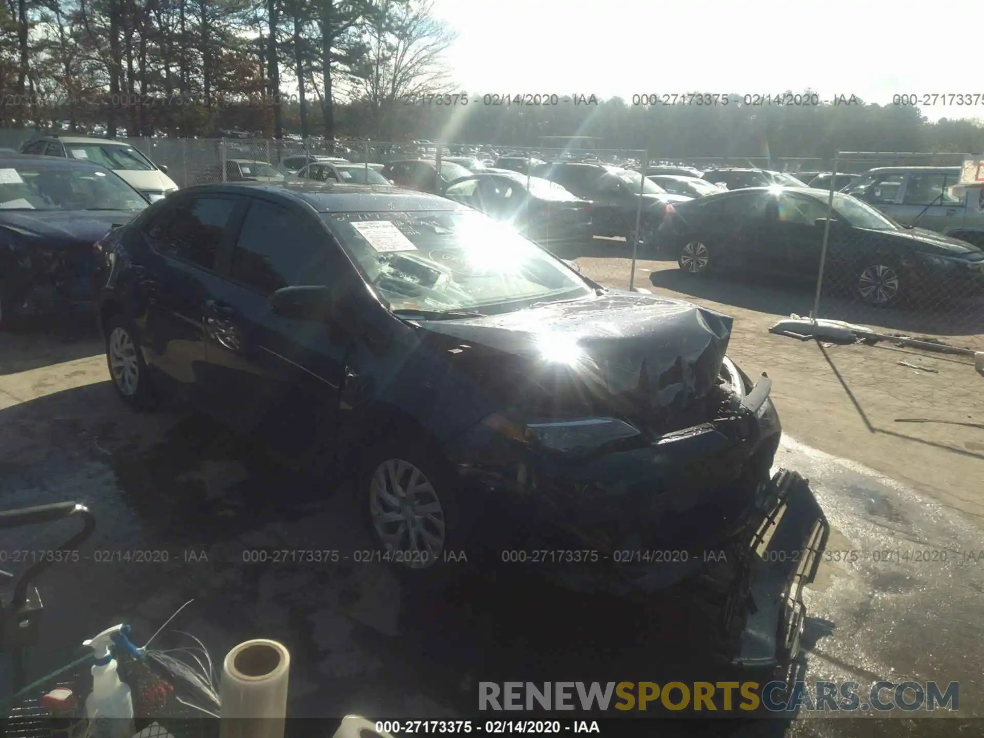 1 Photograph of a damaged car 5YFBURHEXKP905467 TOYOTA COROLLA 2019