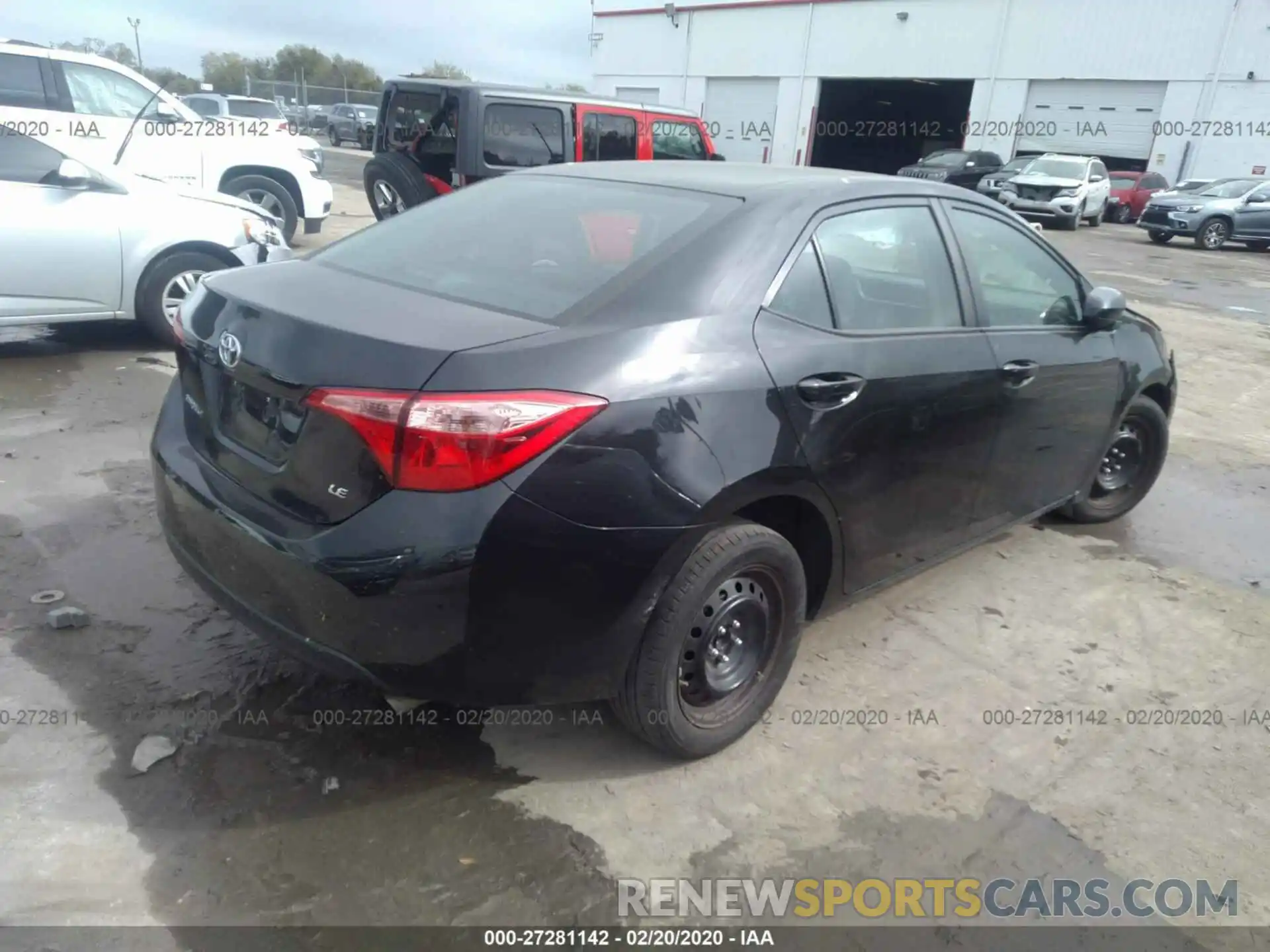 4 Photograph of a damaged car 5YFBURHEXKP905680 TOYOTA COROLLA 2019