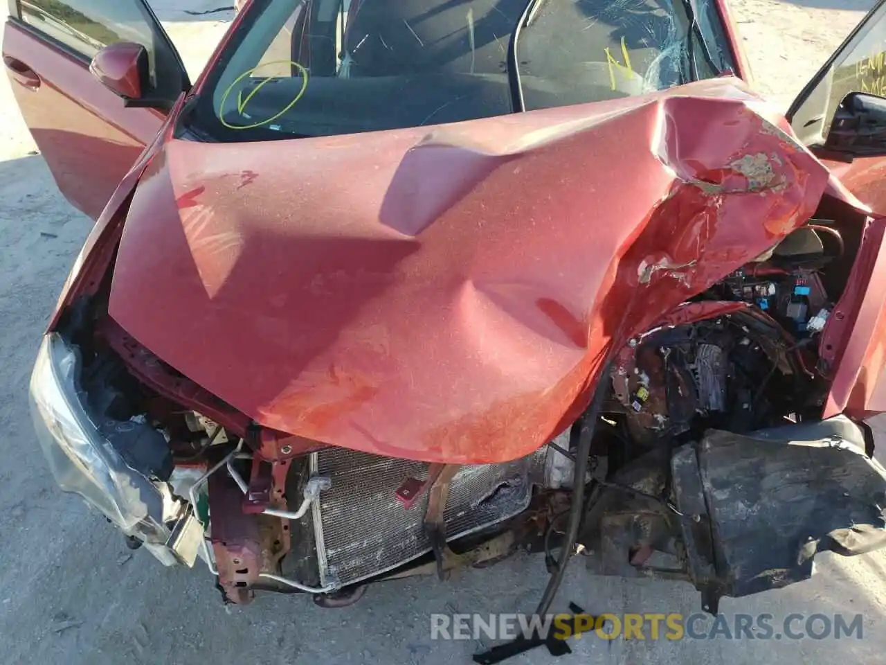 7 Photograph of a damaged car 5YFBURHEXKP906344 TOYOTA COROLLA 2019