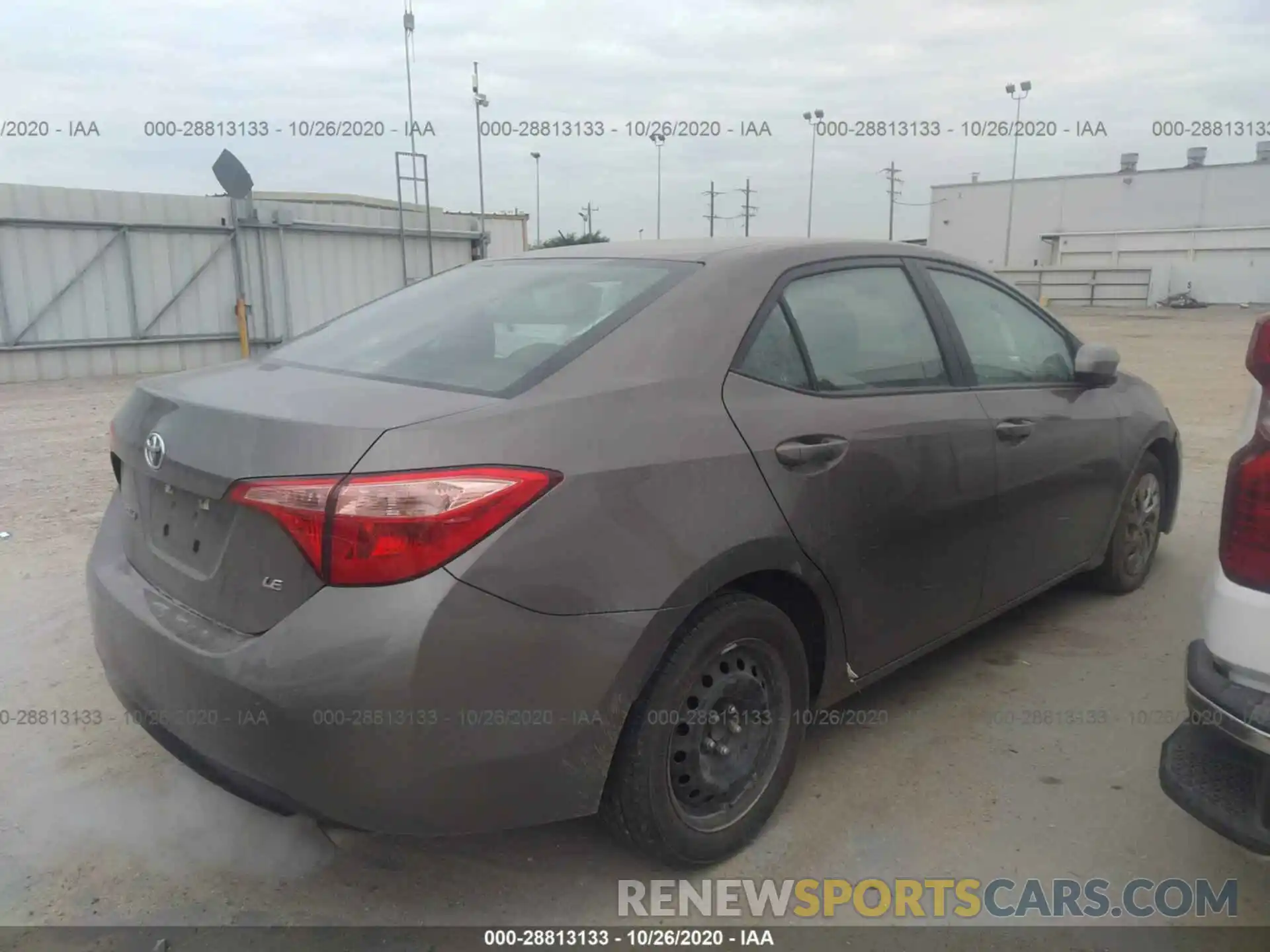 4 Photograph of a damaged car 5YFBURHEXKP906876 TOYOTA COROLLA 2019