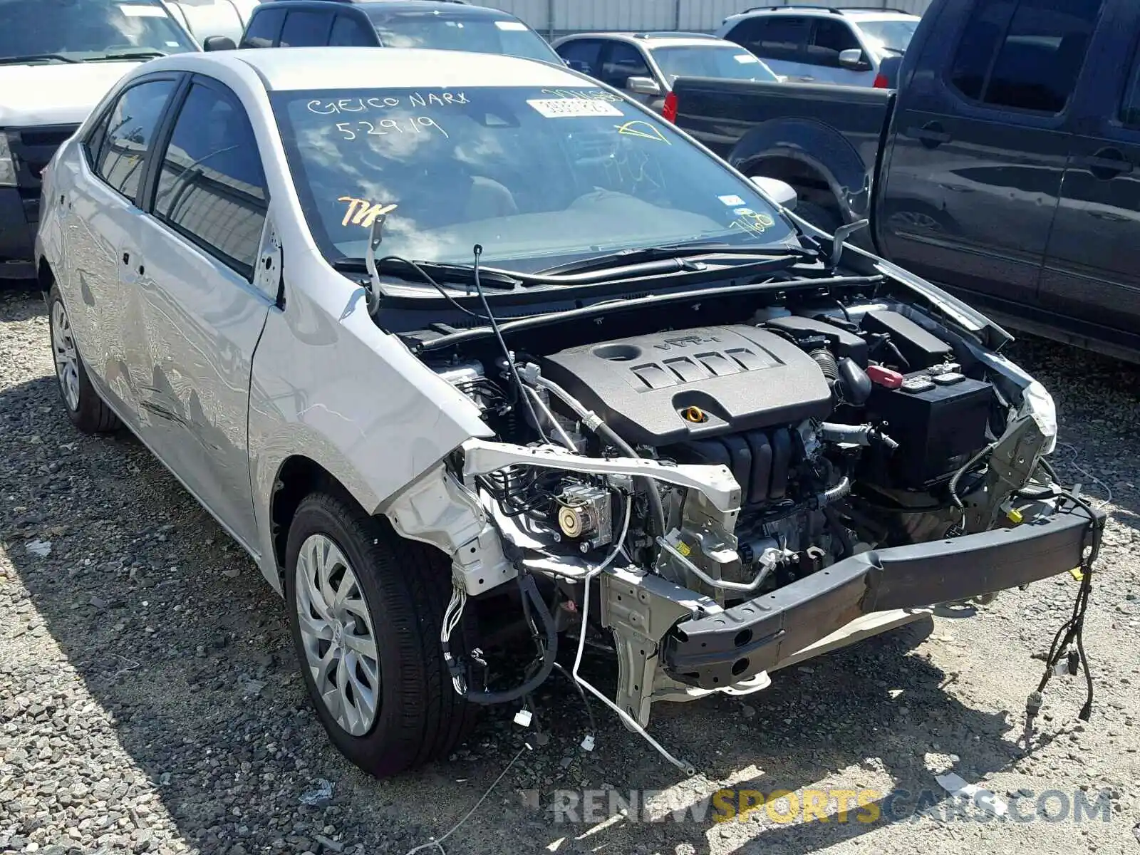 1 Photograph of a damaged car 5YFBURHEXKP907168 TOYOTA COROLLA 2019