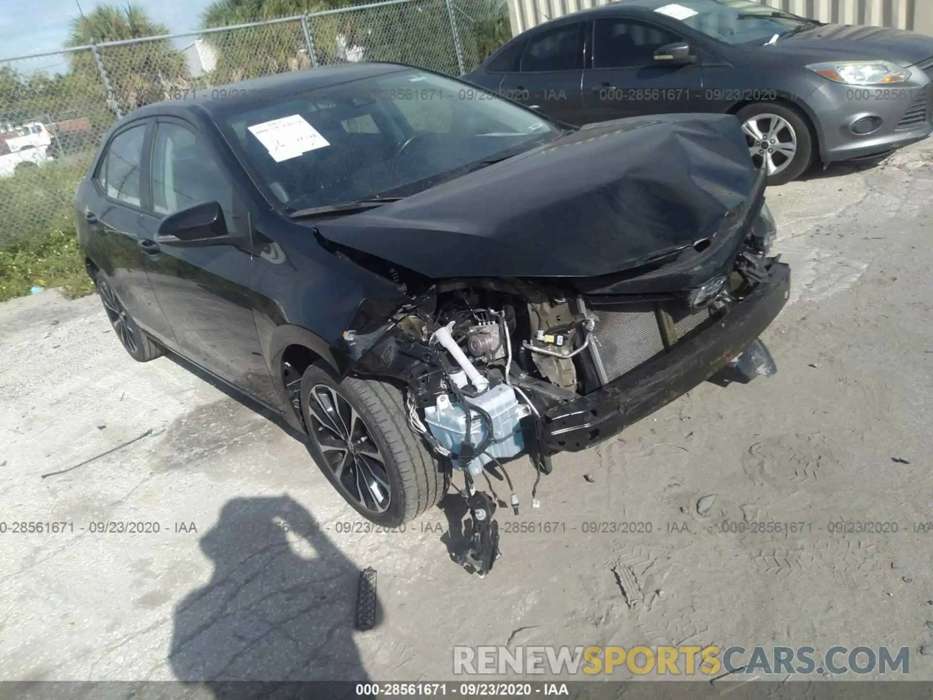 1 Photograph of a damaged car 5YFBURHEXKP907428 TOYOTA COROLLA 2019