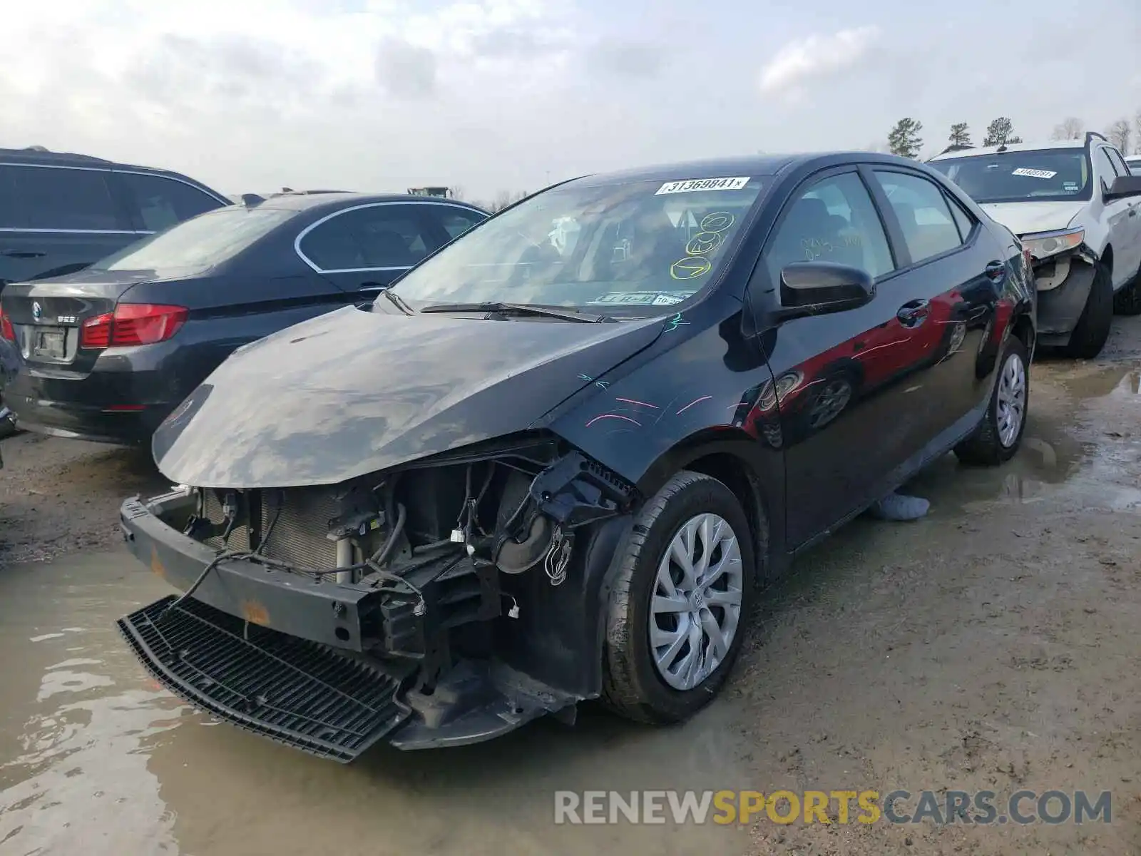 2 Photograph of a damaged car 5YFBURHEXKP907607 TOYOTA COROLLA 2019