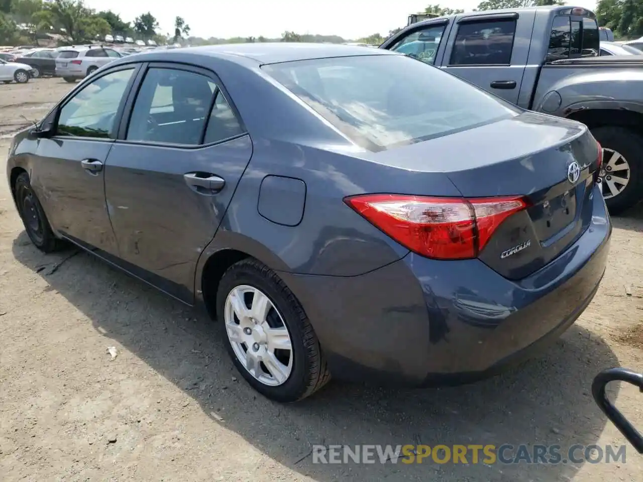 3 Photograph of a damaged car 5YFBURHEXKP907770 TOYOTA COROLLA 2019