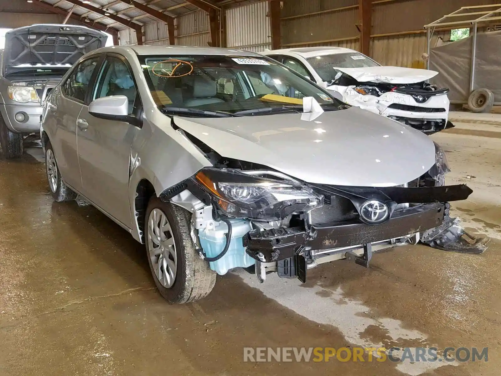 1 Photograph of a damaged car 5YFBURHEXKP908255 TOYOTA COROLLA 2019