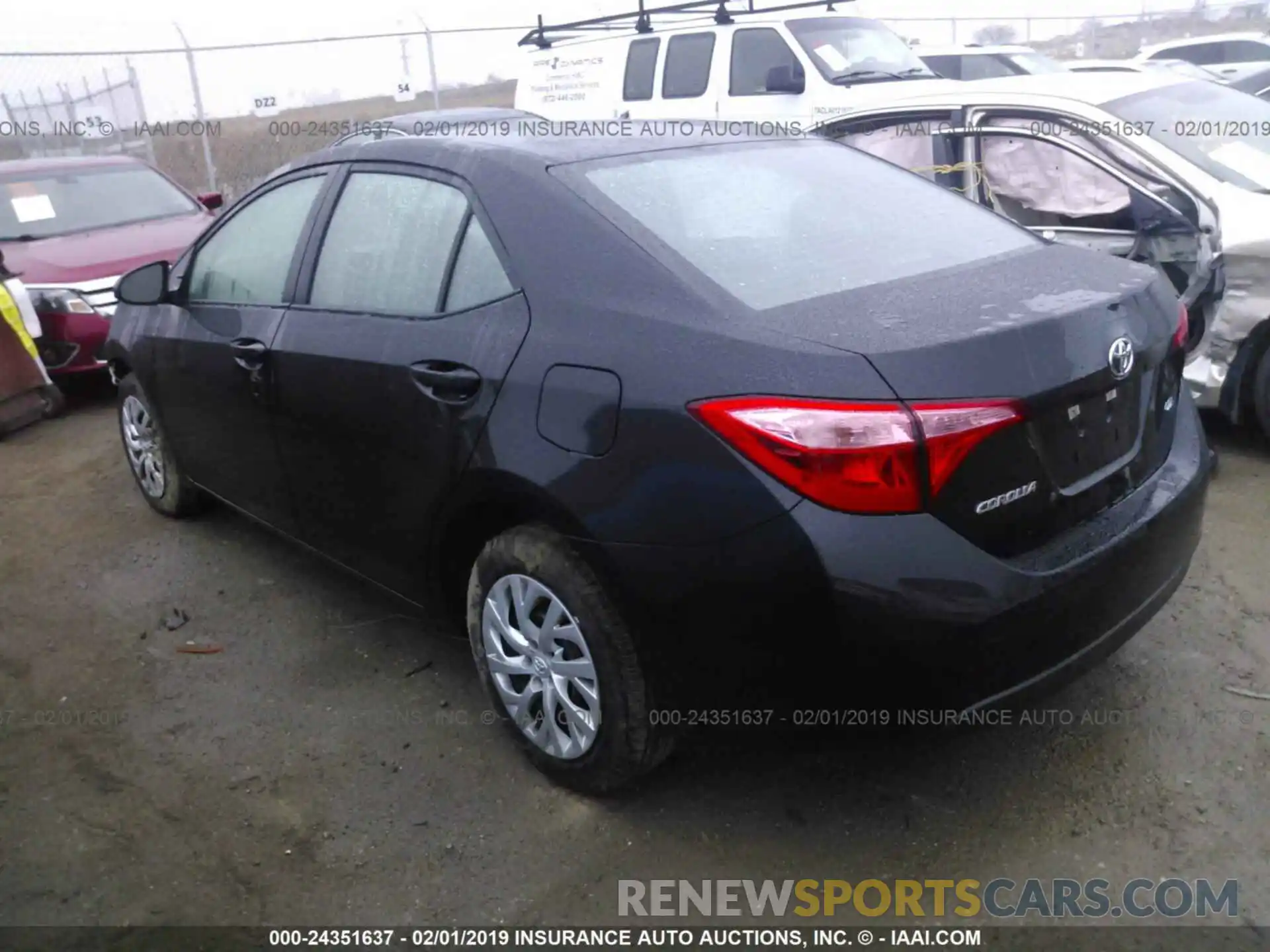 3 Photograph of a damaged car 5YFBURHEXKP908272 TOYOTA COROLLA 2019